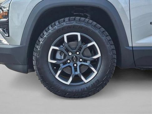 New 2026 Chevrolet Equinox ACTIV w/ Convenience Package III image 10