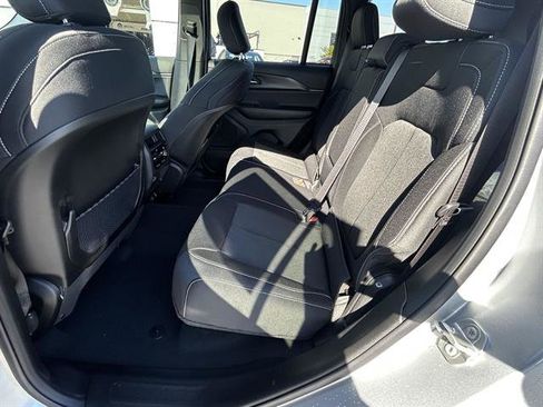 New 2025 Jeep Grand Cherokee Laredo X image 26