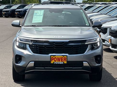 Used 2024 Kia Seltos S AWD/4WD image 9