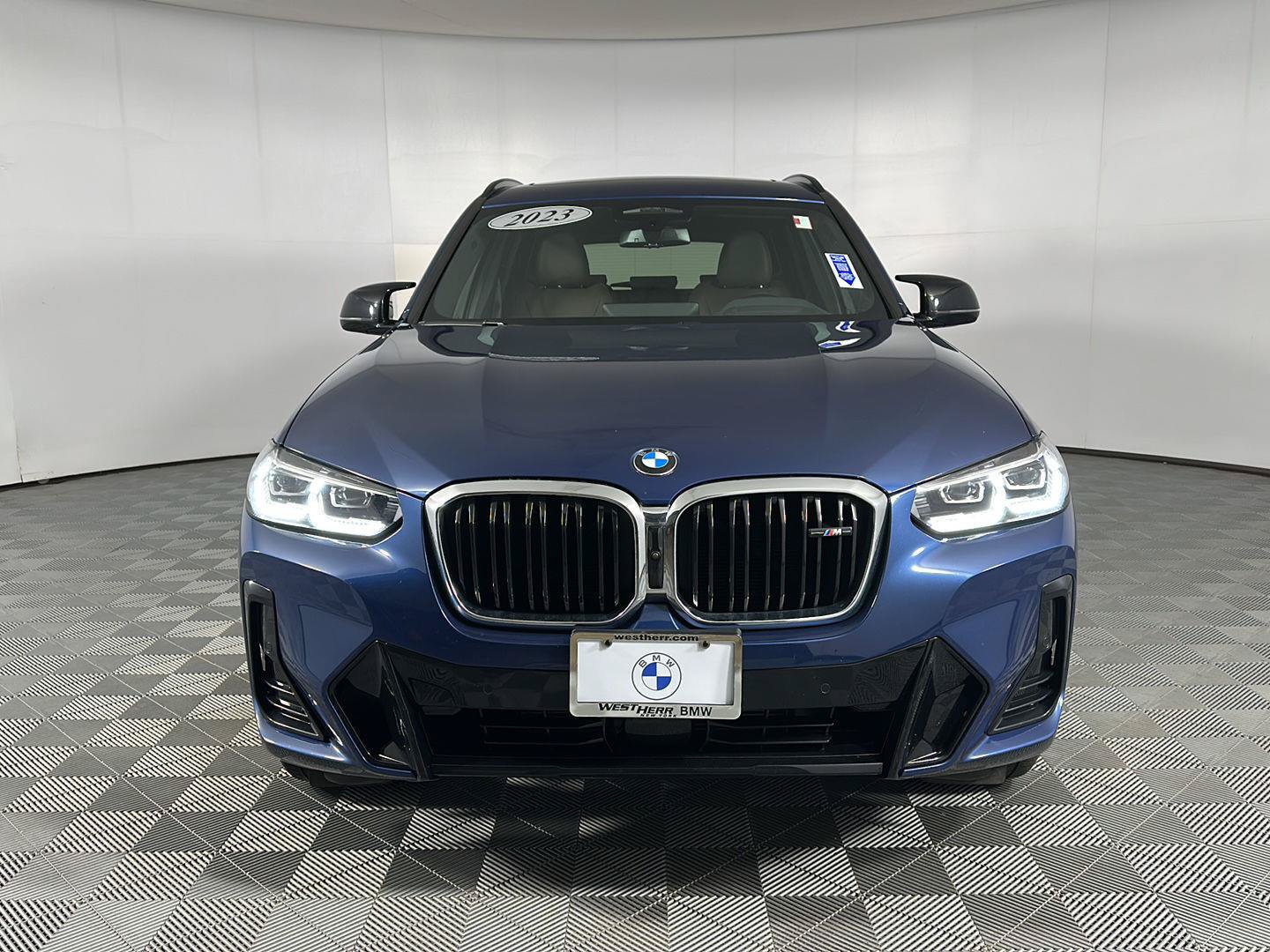 Used 2023 BMW X3 M40i AWD/4WD image 3
