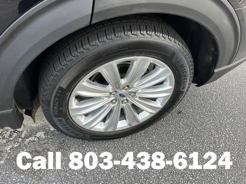 Used 2024 Ford Explorer Limited w/ Limited Technology Package RWD image 30