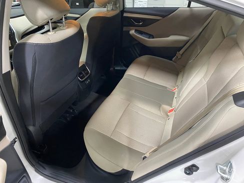 Used 2022 Subaru Legacy Premium image 28