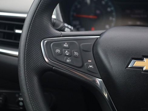 Used 2021 Chevrolet Equinox LS FWD image 10
