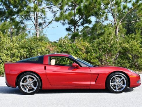 Used 2012 Chevrolet Corvette Coupe w/ 3LT Preferred Equipment Group RWD image 7
