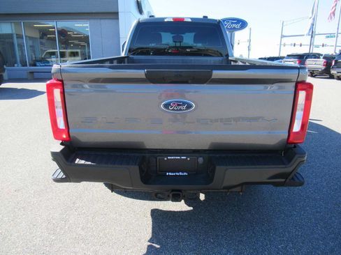 Used 2024 Ford F250 XL w/ XL Off-Road Package AWD/4WD image 6