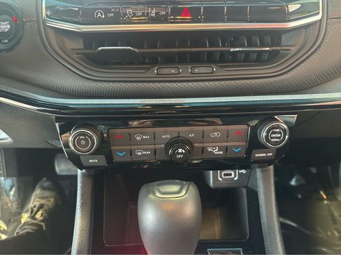 Used 2022 Jeep Compass Trailhawk AWD/4WD image 29