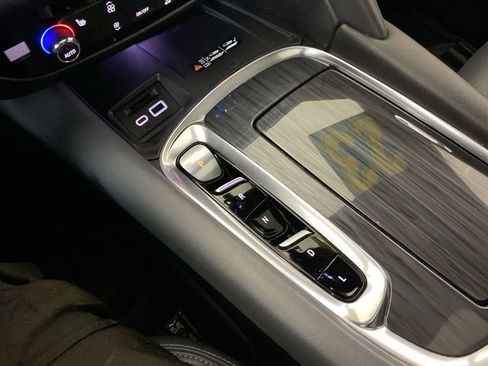 Used 2023 Buick Enclave Essence w/ Experience Buick Package image 44