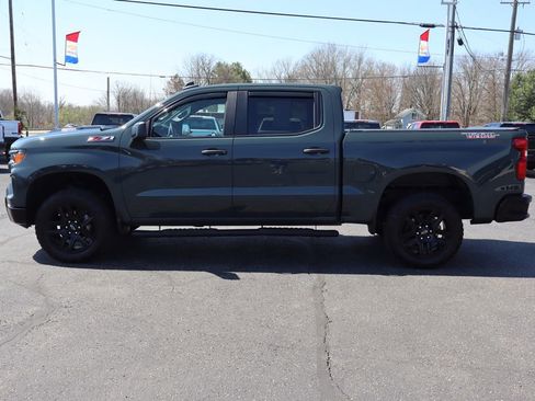 Used 2025 Chevrolet Silverado 1500 Custom Trail Boss AWD/4WD image 21