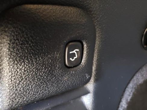 Used 2019 Jeep Grand Cherokee Limited w/ Trailer Tow Group IV image 9