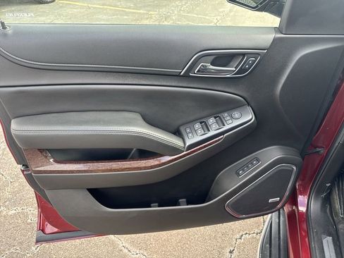 Certified 2017 GMC Yukon XL SLT w/ Open Road Package image 23