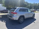 Used 2019 Jeep Grand Cherokee Laredo w/ 18" Wheel & 8.4" Radio Group image 3