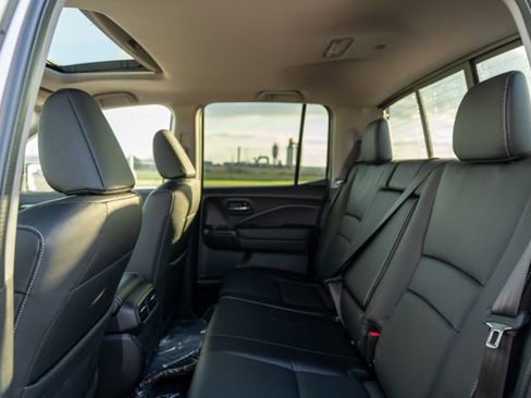 Used 2025 Honda Ridgeline RTL image 16