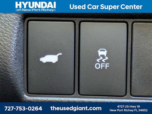 Used 2025 Honda Pilot EX-L image 33