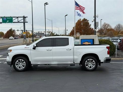 Used 2022 Chevrolet Silverado 1500 LTZ w/ LTZ Premium Package image 2