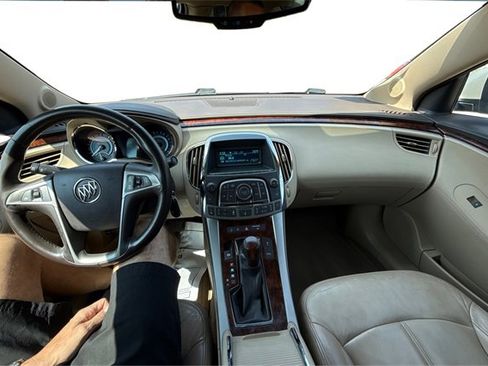 Used 2010 Buick LaCrosse CXL image 18