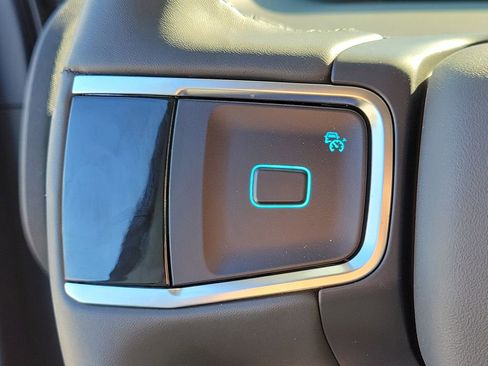 New 2025 Ford Expedition Active RWD image 26