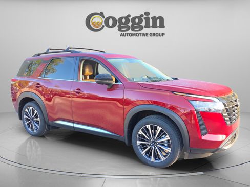 New 2026 Nissan Pathfinder Platinum w/ Cargo Package image 7