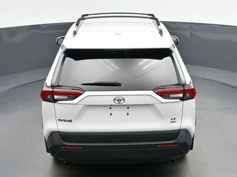 Used 2021 Toyota RAV4 LE w/ Carpet Mat Package (TMS) AWD/4WD image 43