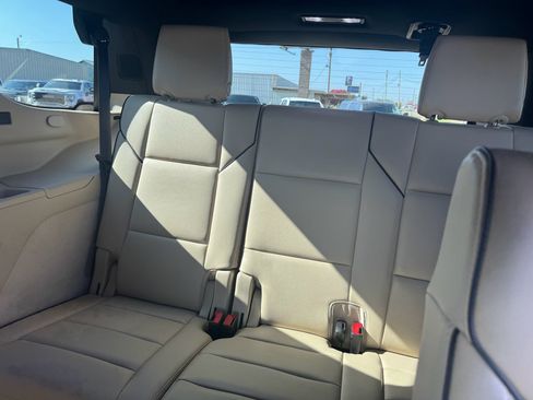 Used 2021 Cadillac Escalade Premium Luxury w/ Driver Assist Tech Package image 15