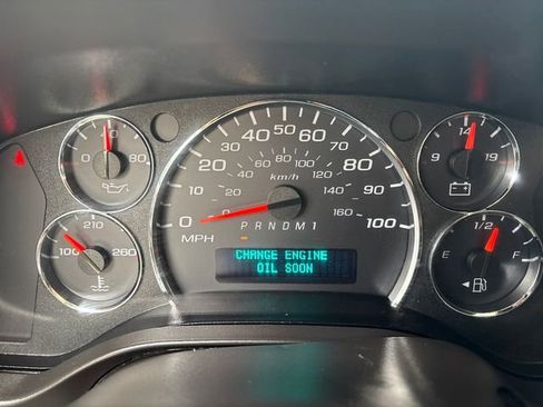 Used 2024 Chevrolet Express 3500 Extended w/ Driver Convenience Package RWD image 17