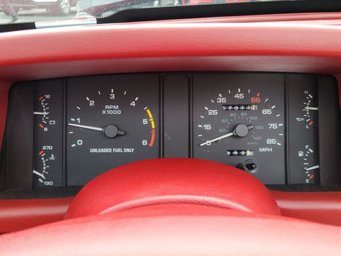 Used 1992 Ford Mustang LX RWD image 19