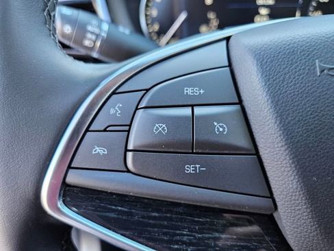 Certified 2025 Cadillac XT5 Premium Luxury image 27