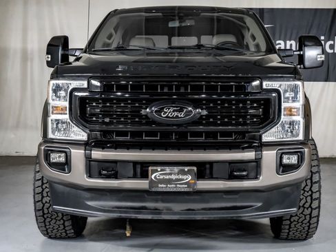Used 2020 Ford F350 Lariat w/ Lariat Ultimate Package image 3