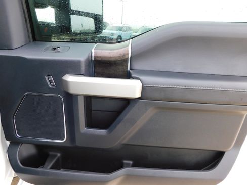 Used 2022 Ford F250 Lariat w/ Tremor Off-Road Package image 16