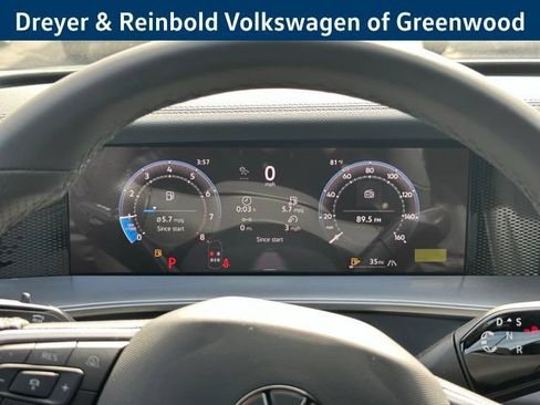 New 2026 Volkswagen Tiguan SE R-Line AWD/4WD image 13