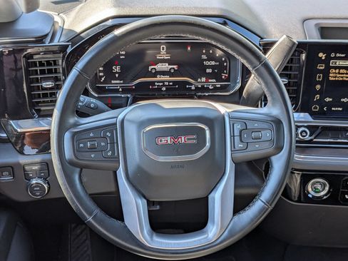 Used 2024 GMC Sierra 1500 SLT AWD/4WD image 30