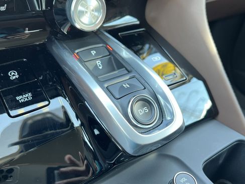 Certified 2023 Acura MDX SH-AWD w/ Advance Package image 23