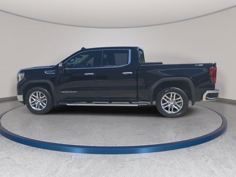 Used 2021 GMC Sierra 1500 SLT w/ SLT Premium Plus Package AWD/4WD image 9