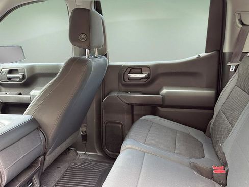 Used 2019 Chevrolet Silverado 1500 Custom Trail Boss w/ Custom Convenience Package AWD/4WD image 15