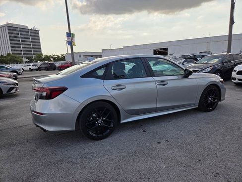 Used 2025 Honda Civic Sport image 12