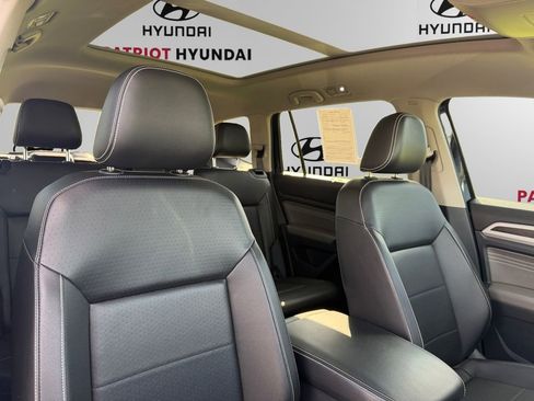 Used 2022 Volkswagen Atlas SE FWD image 13