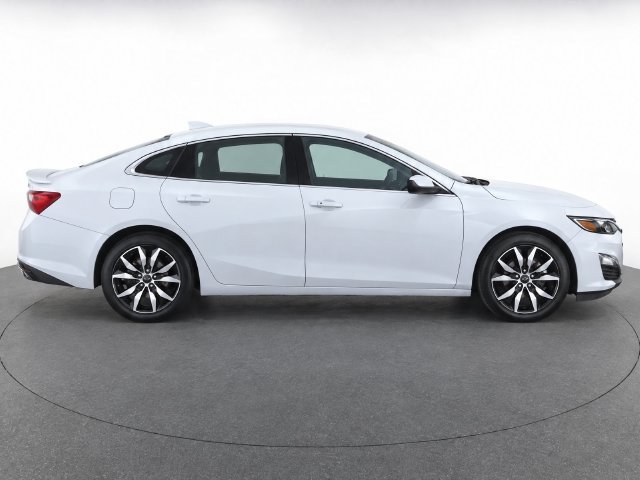 Used 2023 Chevrolet Malibu RS FWD image 2