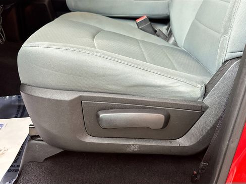 Used 2017 RAM 1500 Classic SLT image 18