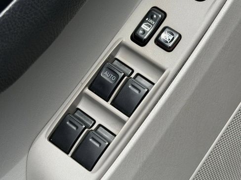 Used 2007 Toyota 4Runner SR5 RWD image 22