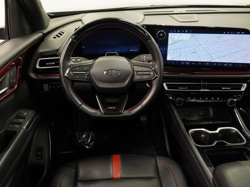 Used 2024 Chevrolet Traverse RS AWD/4WD image 7