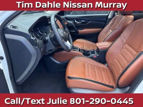 Used 2019 Nissan Rogue SL w/ Premium Package AWD/4WD image 22