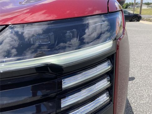 New 2025 Nissan Kicks SR w/ SR Premium Package image 10