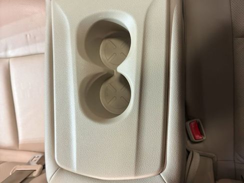 Used 2016 Nissan Rogue SL w/ SL Premium Package image 28