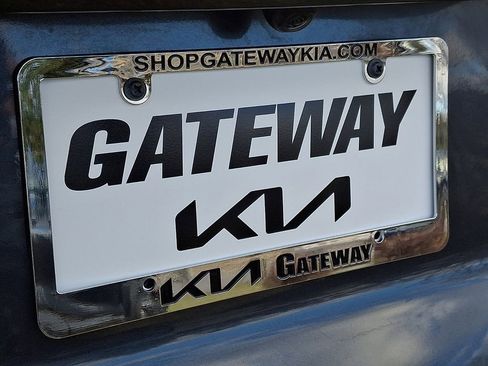 Certified 2022 Kia Sorento S w/ Panoramic Sunroof Package image 30