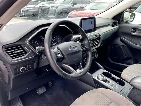 Used 2022 Ford Escape SE w/ SE Sport Appearance Package FWD image 18