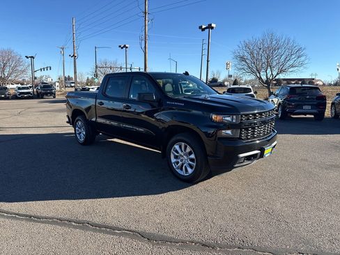 Used 2021 Chevrolet Silverado 1500 Custom image 7