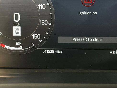 Used 2023 Land Rover Defender 110 X-Dynamic SE AWD/4WD image 22