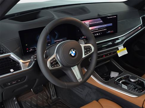 New 2026 BMW X5 xDrive40i w/ M Sport Package image 16