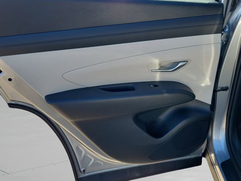 New 2026 Hyundai Tucson SEL FWD image 8
