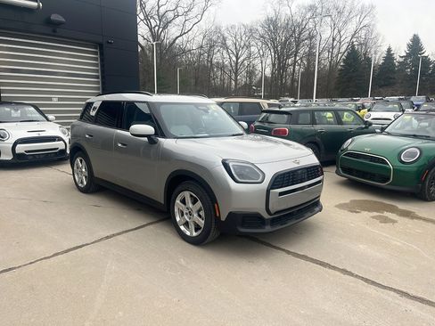 Certified 2026 MINI Cooper Countryman S w/ Comfort Package Max AWD/4WD image 2