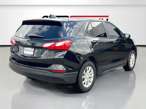 Used 2021 Chevrolet Equinox LS w/ LPO, Blackout Package FWD image 7
